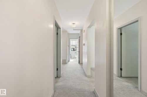 10935 127 Street Nw, Edmonton, AB - Indoor Photo Showing Other Room