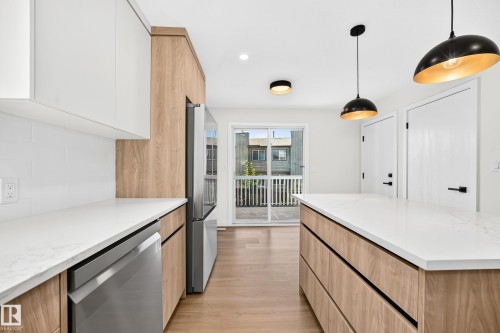 17816 94 Street Nw, Edmonton, AB - Indoor Photo Showing Kitchen