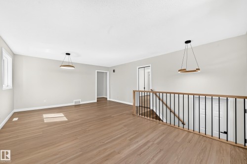 17816 94 Street Nw, Edmonton, AB - Indoor Photo Showing Other Room