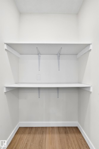 17816 94 Street Nw, Edmonton, AB - Indoor With Storage