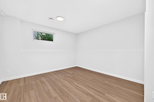 17816 94 Street Nw, Edmonton, AB - Indoor Photo Showing Other Room