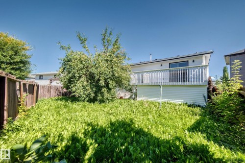 17816 94 Street Nw, Edmonton, AB - Outdoor