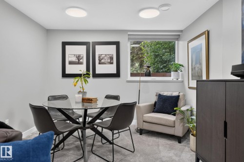 14011 101 Avenue Nw, Edmonton, AB - Indoor