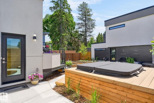 14011 101 Avenue Nw, Edmonton, AB - Outdoor With Deck Patio Veranda With Exterior