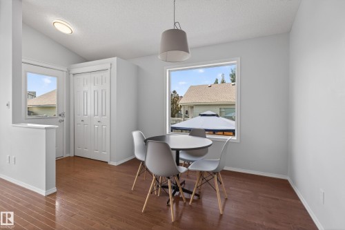 7815 14 Avenue Sw, Edmonton, AB - Indoor Photo Showing Dining Room