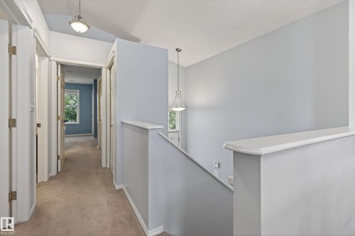 7815 14 Avenue Sw, Edmonton, AB - Indoor Photo Showing Other Room