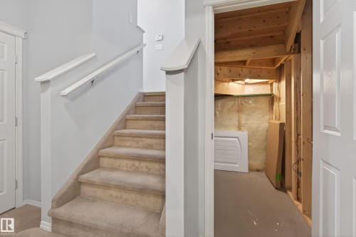 7815 14 Avenue Sw, Edmonton, AB - Indoor Photo Showing Other Room