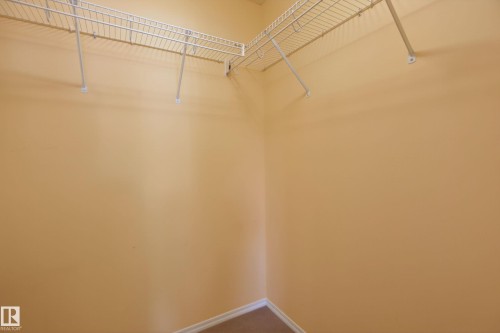 7815 14 Avenue Sw, Edmonton, AB - Indoor With Storage
