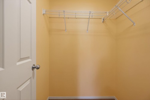 7815 14 Avenue Sw, Edmonton, AB - Indoor With Storage