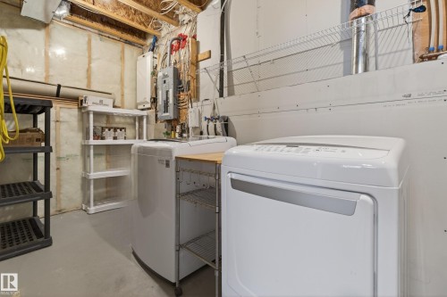 7815 14 Avenue Sw, Edmonton, AB - Indoor Photo Showing Laundry Room