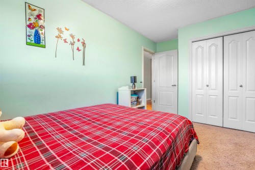 2627 29 Street Nw, Edmonton, AB - Indoor Photo Showing Bedroom