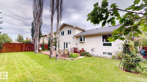 76 Gariepy Crescent Nw, Edmonton, AB - Outdoor