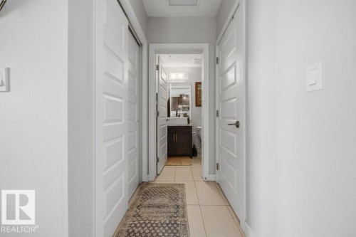 #433 5151 Windermere Bv Sw, Edmonton, AB - Indoor Photo Showing Other Room