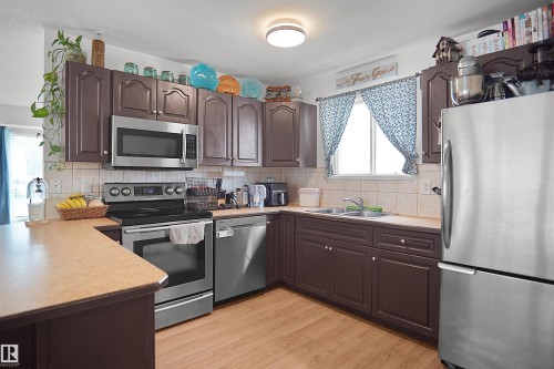 18322 71A Avenue Nw, Edmonton, AB - Indoor Photo Showing Kitchen With Double Sink