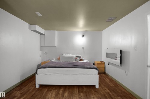 18322 71A Avenue Nw, Edmonton, AB - Indoor Photo Showing Other Room