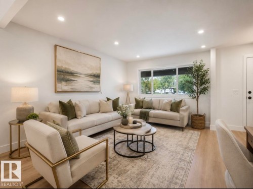 #10 13833 30 St Nw, Edmonton, AB - Indoor Photo Showing Living Room