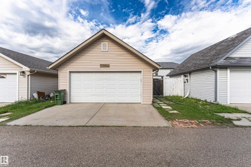 Double detached garage - 4121 Tompkins Way Nw, Edmonton, AB - Outdoor