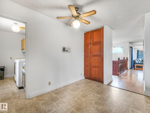 4512 20A Avenue Nw, Edmonton, AB - Indoor Photo Showing Other Room