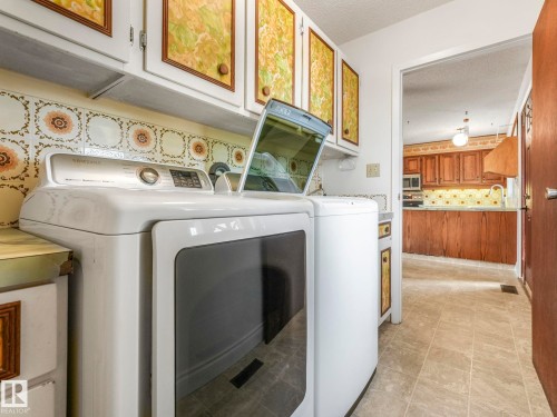 4512 20A Avenue Nw, Edmonton, AB - Indoor Photo Showing Laundry Room