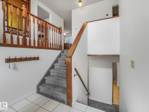 4512 20A Avenue Nw, Edmonton, AB - Indoor Photo Showing Other Room