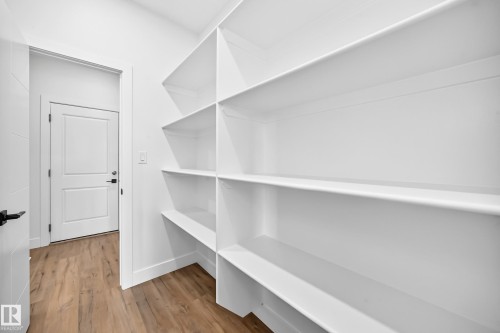 77 Elliott Wynd, Fort Saskatchewan, AB - Indoor With Storage