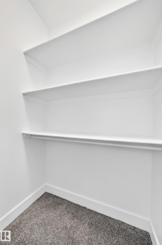 77 Elliott Wynd, Fort Saskatchewan, AB - Indoor With Storage