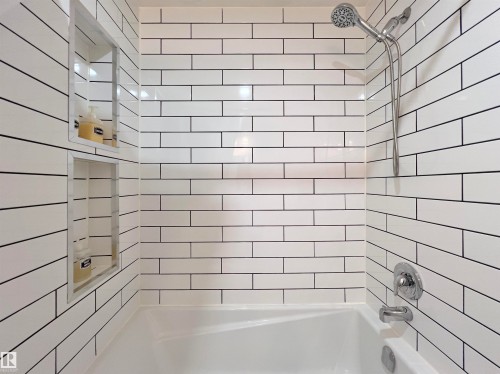 4235 147 Street Nw, Edmonton, AB - Indoor Photo Showing Bathroom