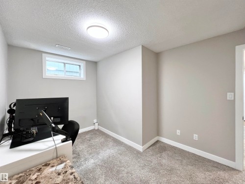 4235 147 Street Nw, Edmonton, AB - Indoor Photo Showing Other Room