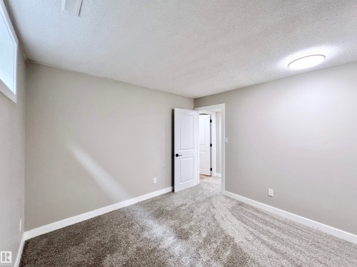4235 147 Street Nw, Edmonton, AB - Indoor Photo Showing Other Room