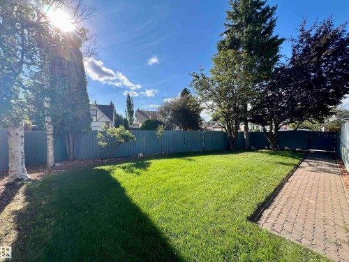 4235 147 Street Nw, Edmonton, AB - Outdoor