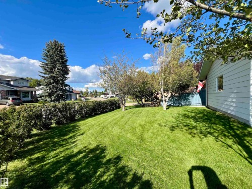 4235 147 Street Nw, Edmonton, AB - Outdoor