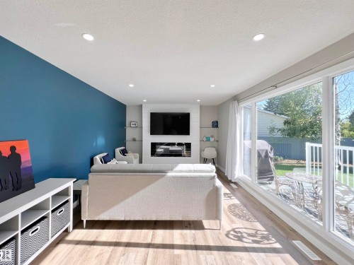 4235 147 Street Nw, Edmonton, AB - Indoor