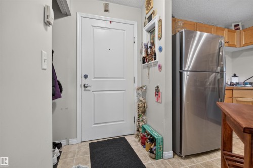 #221 245 Edwards Dr Sw, Edmonton, AB - Indoor Photo Showing Kitchen