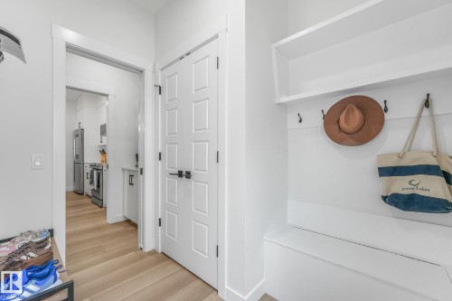 318 Jensen Lakes Boulevard, St. Albert, AB - Indoor Photo Showing Other Room
