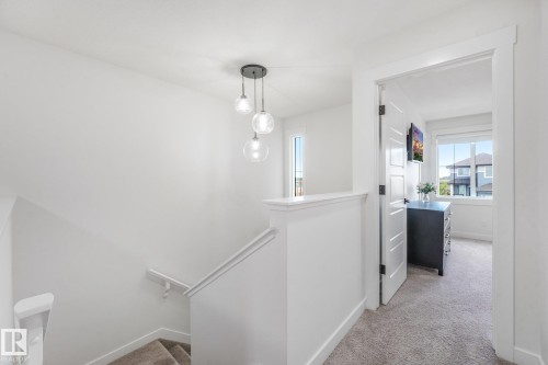 318 Jensen Lakes Boulevard, St. Albert, AB - Indoor Photo Showing Other Room
