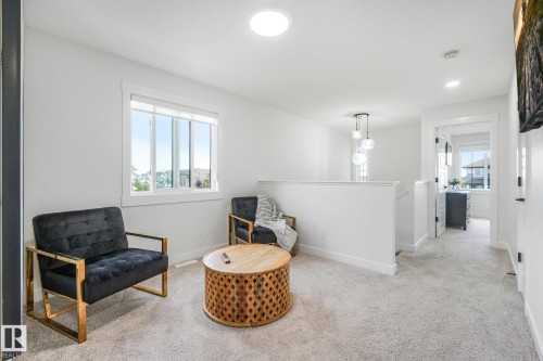 318 Jensen Lakes Boulevard, St. Albert, AB - Indoor