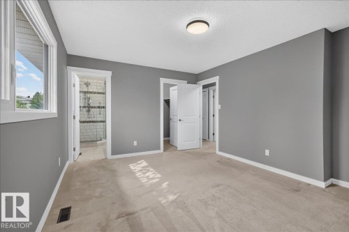 4215 Ramsay Road Nw, Edmonton, AB - Indoor Photo Showing Other Room