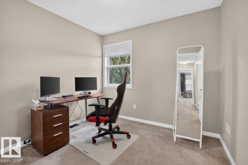 3124 Paisley Road Sw, Edmonton, AB - Indoor Photo Showing Office