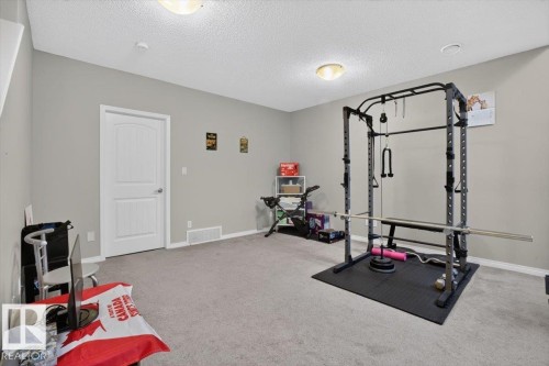 3124 Paisley Road Sw, Edmonton, AB - Indoor
