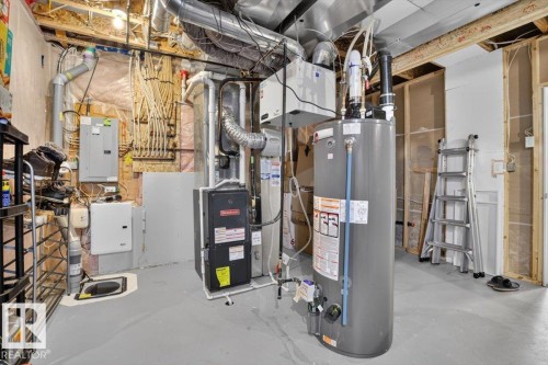 3124 Paisley Road Sw, Edmonton, AB - Indoor Photo Showing Basement