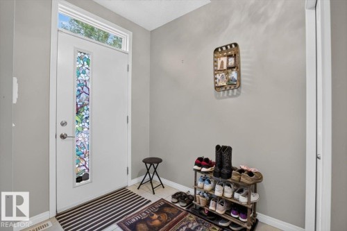 3124 Paisley Road Sw, Edmonton, AB - Indoor
