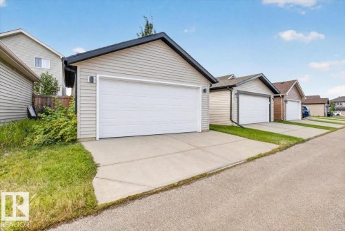 3124 Paisley Road Sw, Edmonton, AB - Outdoor