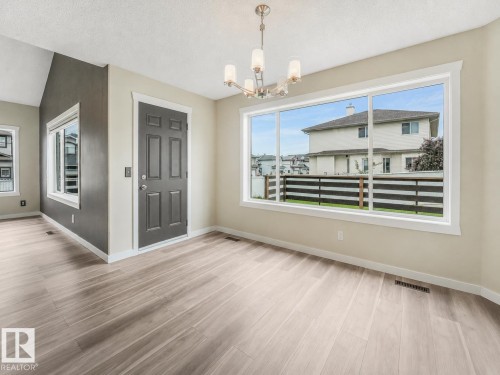 16523 89 Street Nw, Edmonton, AB - Indoor Photo Showing Other Room