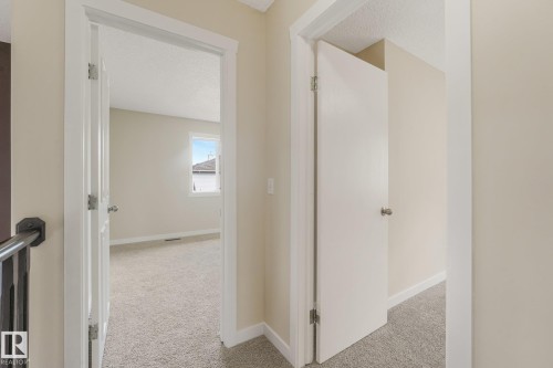 16523 89 Street Nw, Edmonton, AB - Indoor Photo Showing Other Room