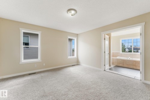 16523 89 Street Nw, Edmonton, AB - Indoor Photo Showing Other Room