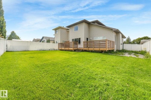 16523 89 Street Nw, Edmonton, AB - Outdoor