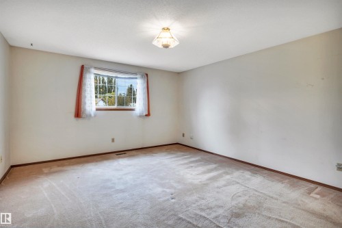 6208 187B Street Nw, Edmonton, AB 