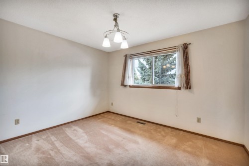 6208 187B Street Nw, Edmonton, AB 
