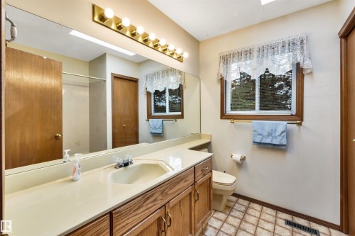 6208 187B Street Nw, Edmonton, AB 