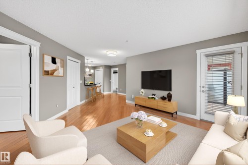 #311 3719 Whitelaw Ln Nw, Edmonton, AB - Indoor Photo Showing Living Room
